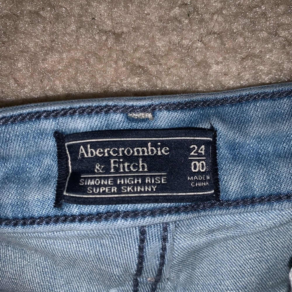 Jeans - Picture 2 of 2
